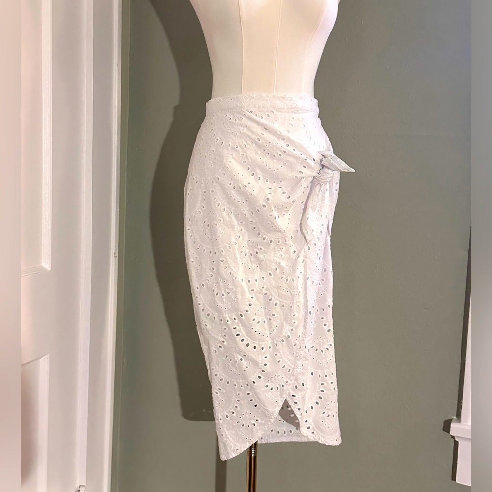 Express Eyelet Midi Skirt
